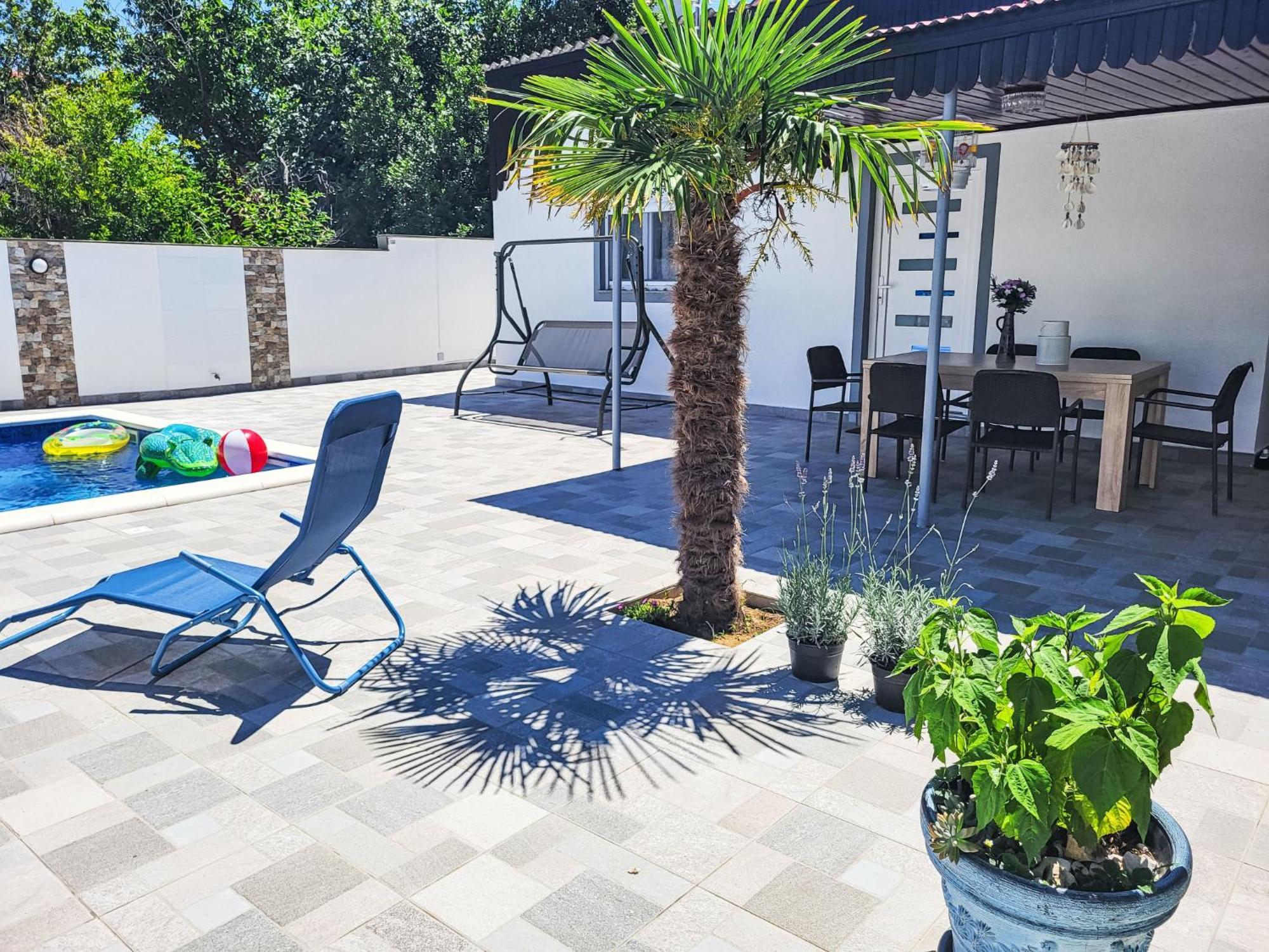 Holiday Home Matea By Interhome Nin Exterior photo